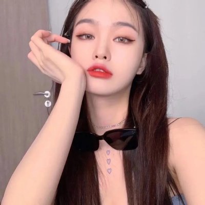 邪恶的蕾丝莉